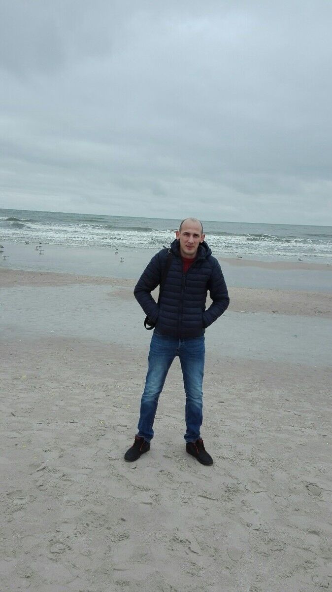  Lubumbashi,   Artur, 39 ,   