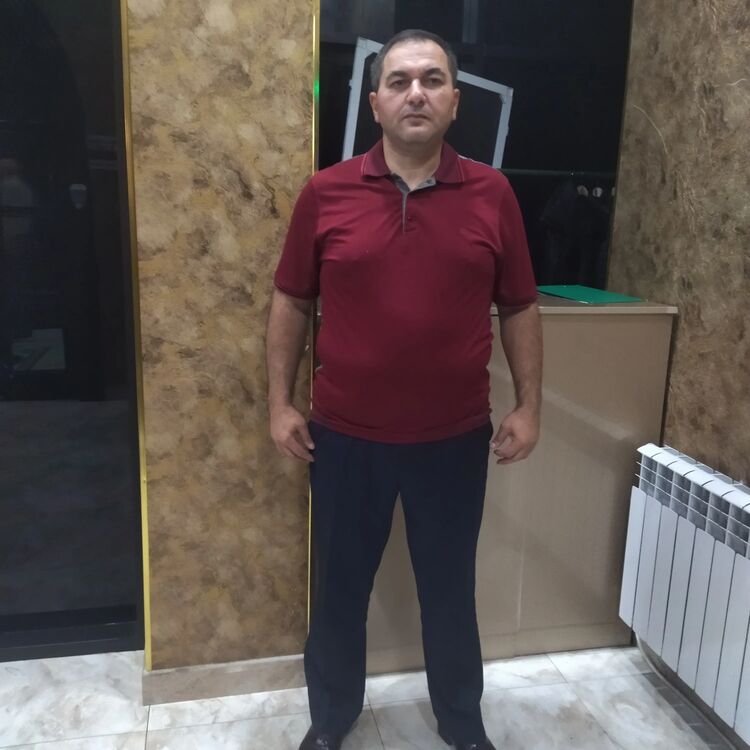  49903485  KANAN, 44 ,    