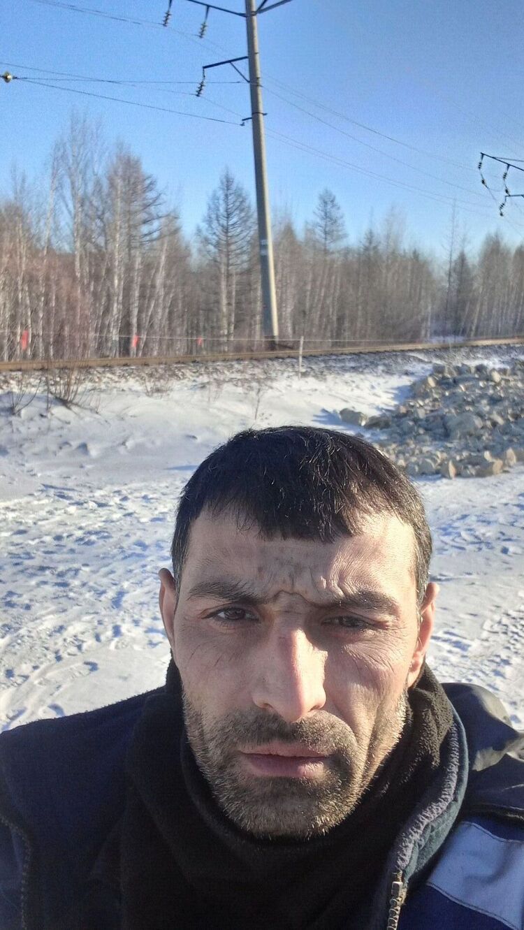  ,   Edik, 37 ,   ,   