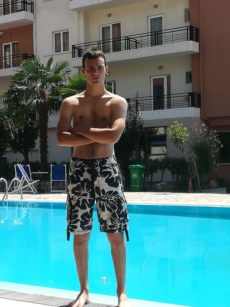  ,   , 28 ,     , c 