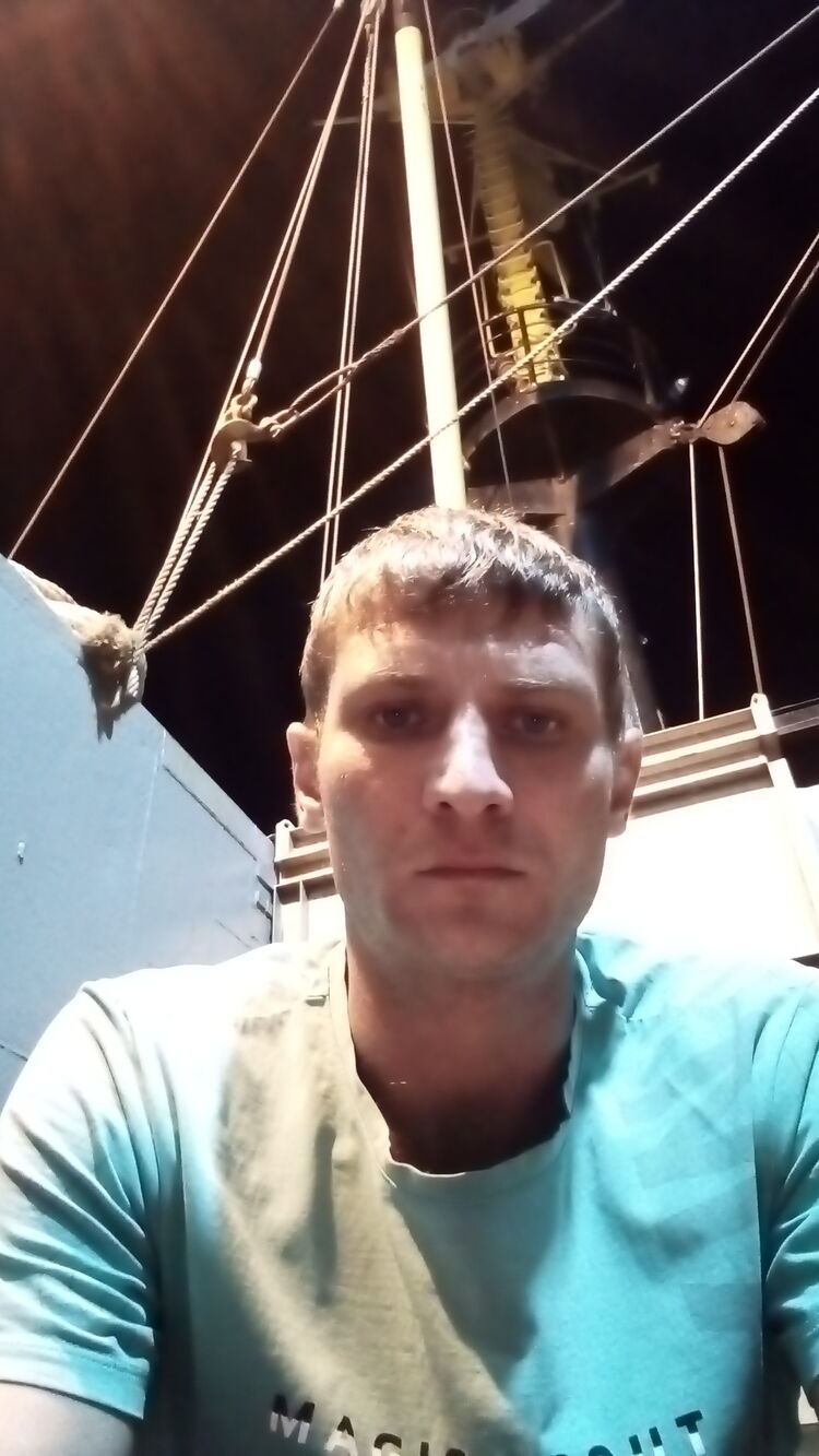  29924935   , 32 ,    