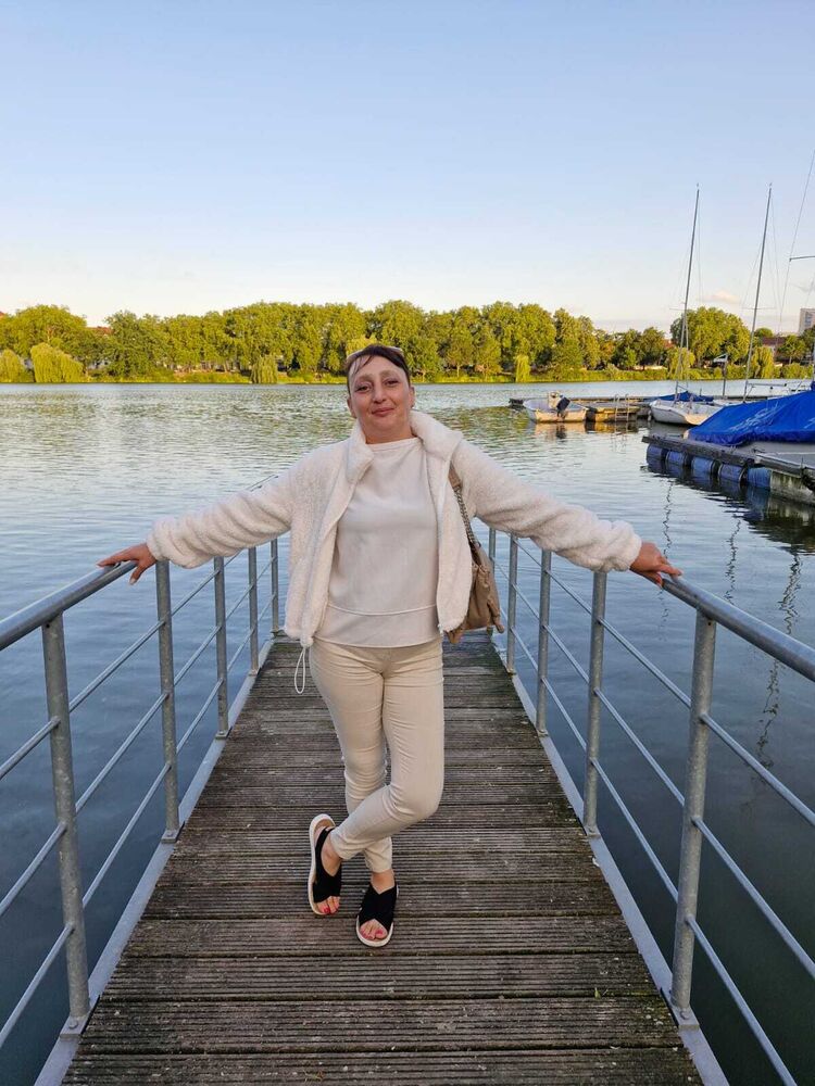 ���� 54572375 ������� Hanna, 44 ����, ���� ���������� � Salzweg