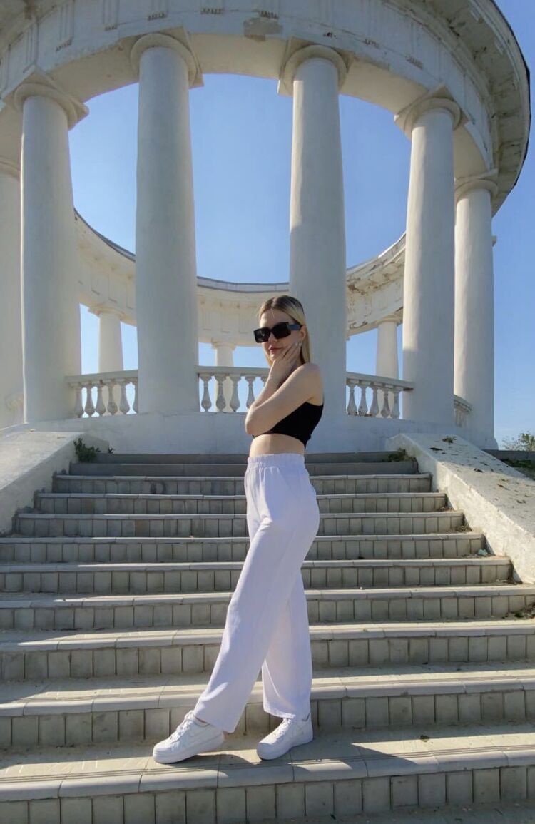  --,   , 23 ,  