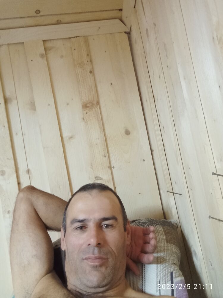  33082275  , 44 ,    -