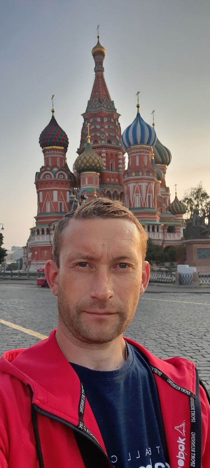  52226315  Vladimir, 37 ,    