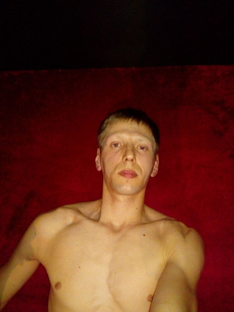  12079975  Alexx, 40 ,    --