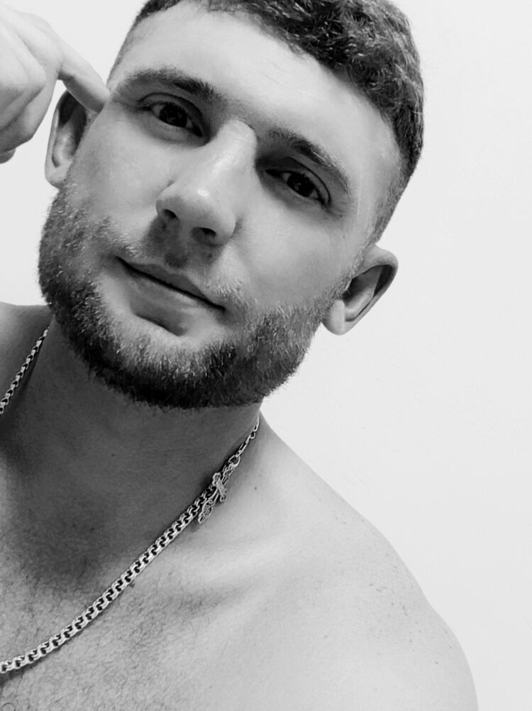  39137835  , 34 ,    