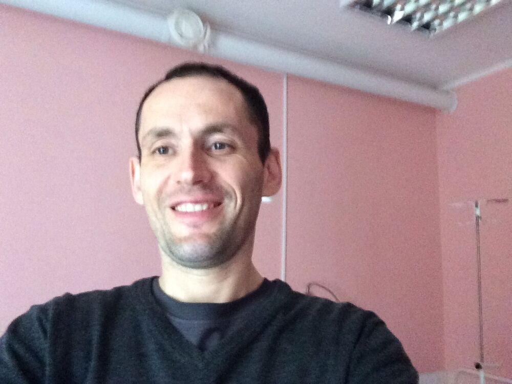  ,   Misha, 43 ,   ,   