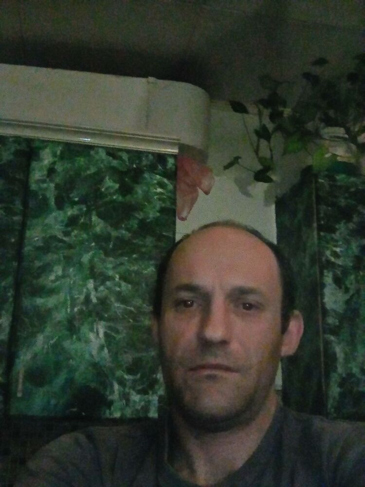  18647995  , 40 ,    