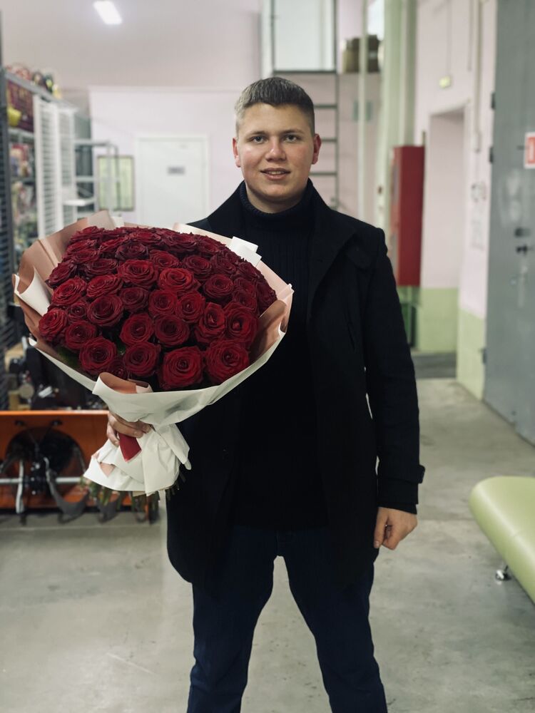  ,   Ilya, 23 ,   ,   