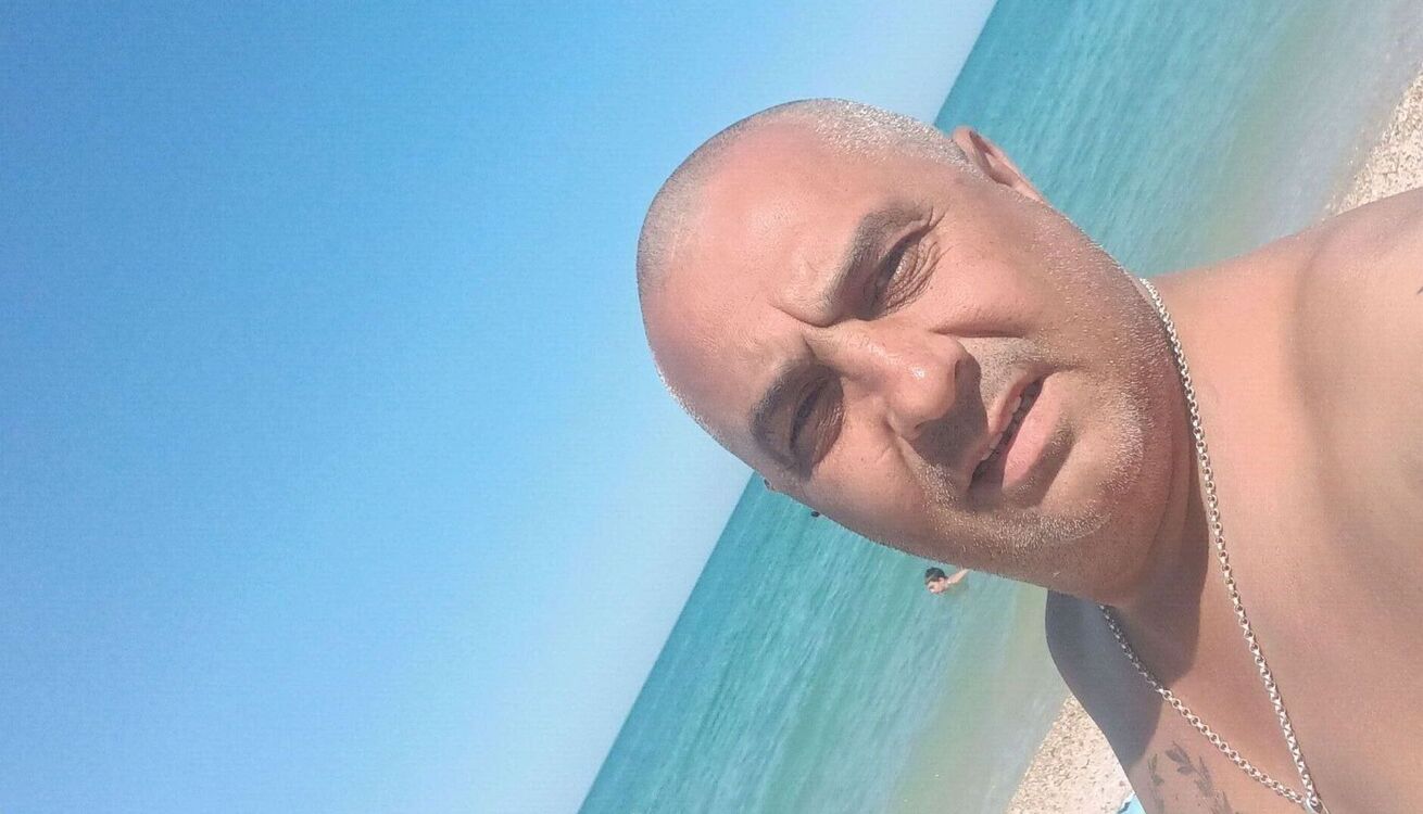  38239845  , 51 ,    