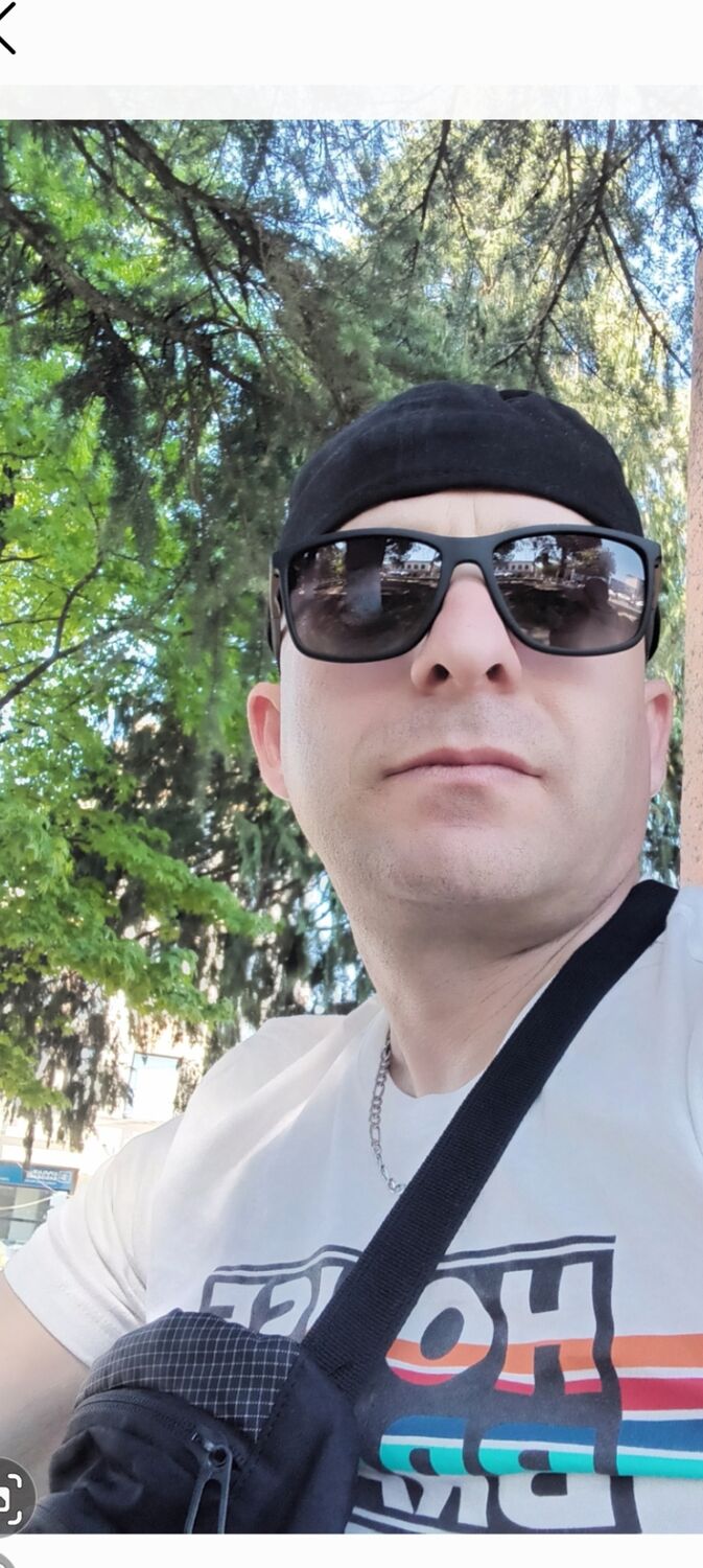  ,   Zaza, 40 ,   ,   