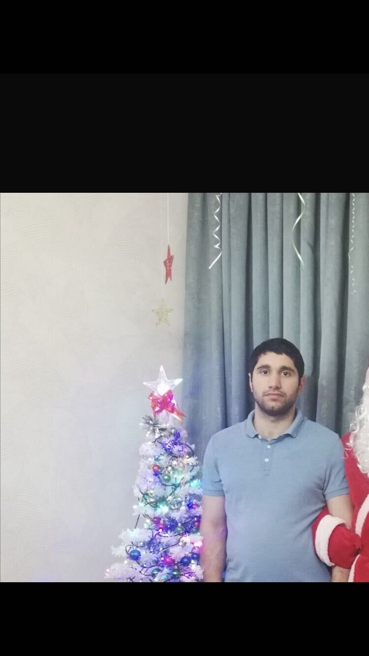  53083805  , 27 ,    