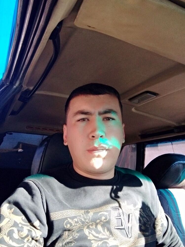  33027625  Sayri, 28 ,    