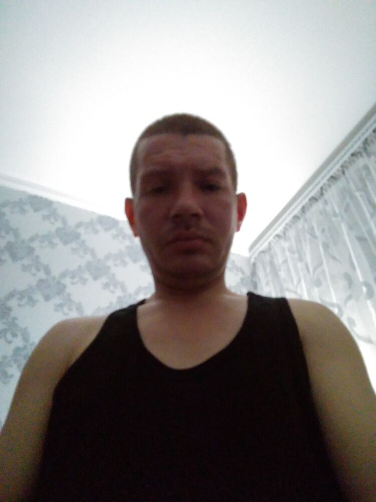  11494505  Vovik, 49 ,    