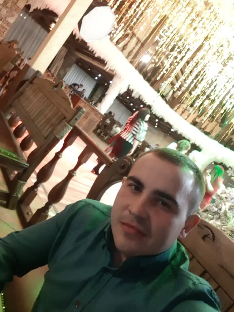  29822825  , 33 ,    