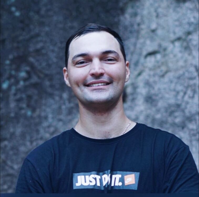  47820215  Oleg, 31 ,    