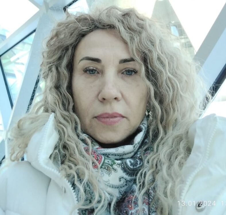  40688635  , 53 ,    -