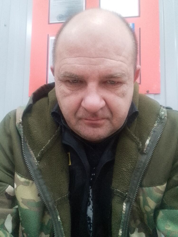  48884645  Igor, 44 ,    Deleted