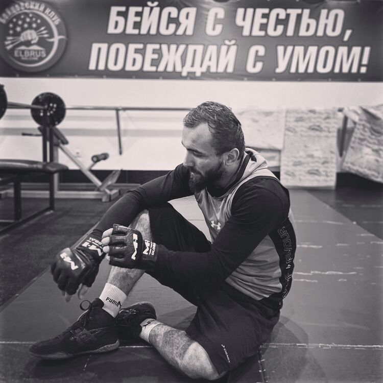  ,    , 33 ,   ,   