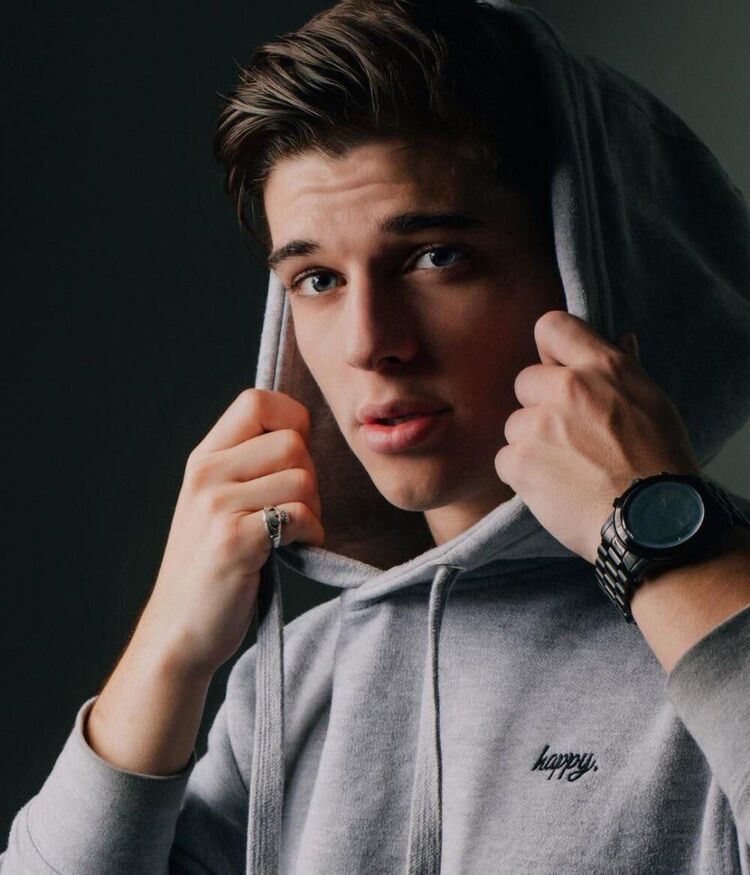 ���� 43853075 ����� �����, 22 ����, ���� ���������� � ������