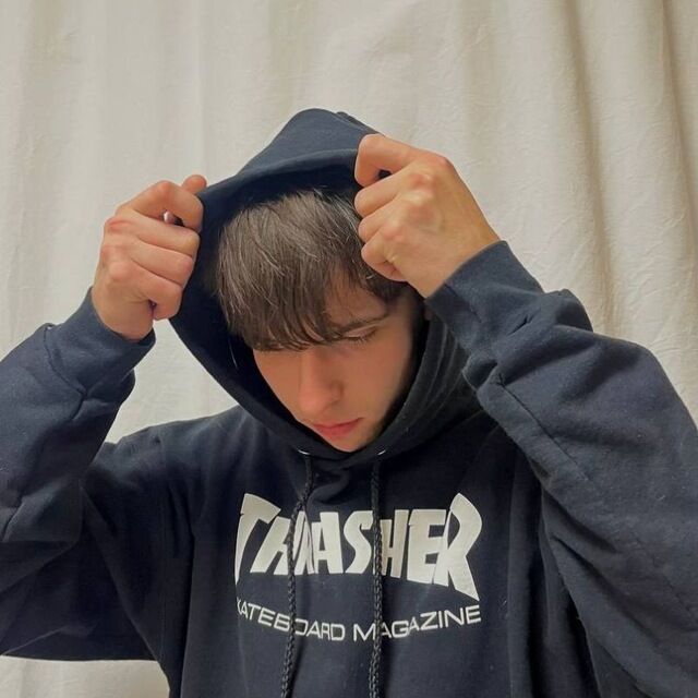  43441125  , 22 ,    -