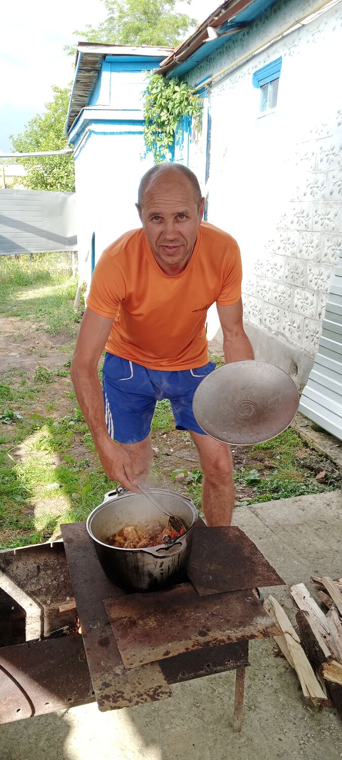  36569865  Manchini, 47 ,    