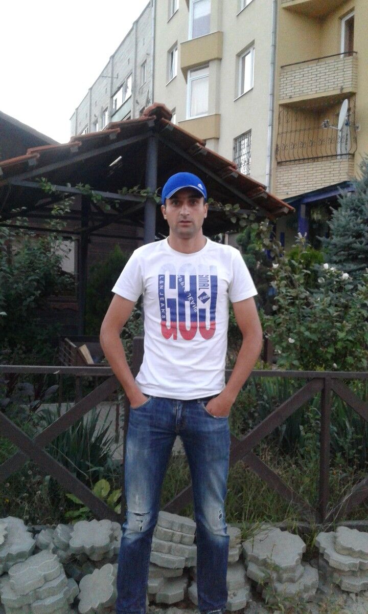  ,   Constantin, 33 ,   ,   , c , 