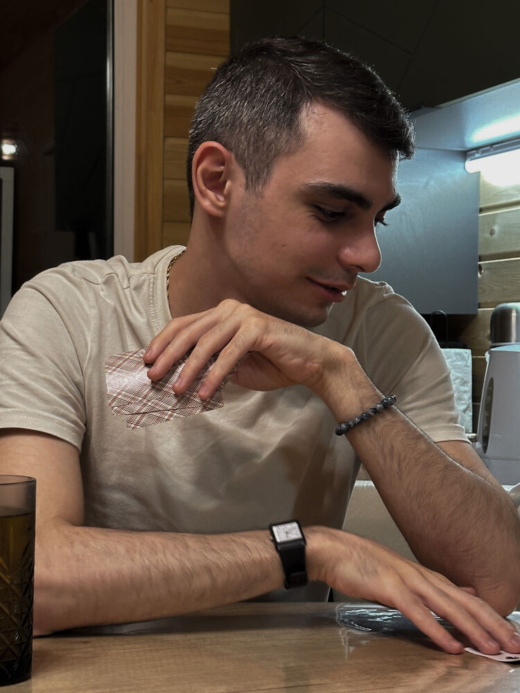  37827295  , 30 ,    -