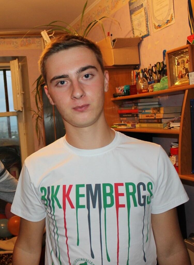  ,   BIKKEMBERGS7, 28 ,   