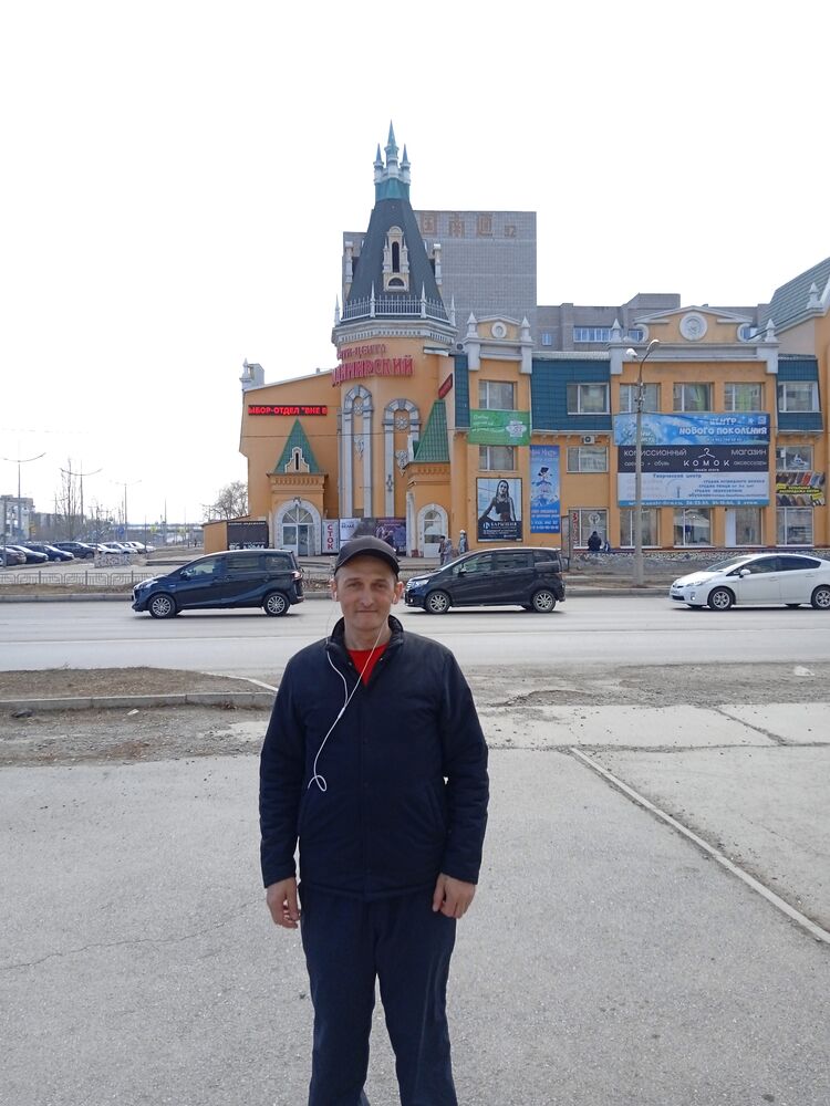  33430165  Vadim, 50 ,    
