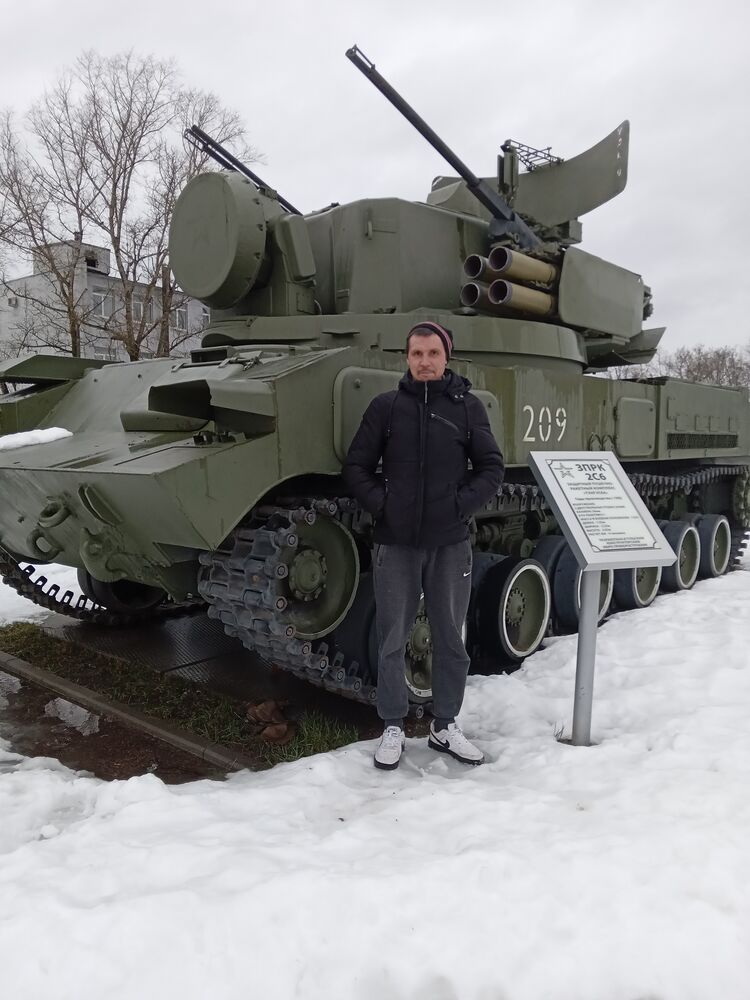  32444805  Evgeny, 43 ,    