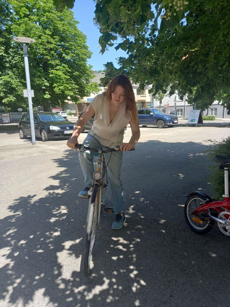  54475775  Tatiana, 31 ,    