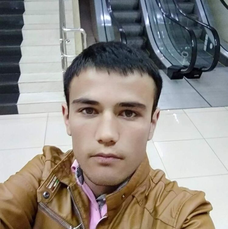  43393385  Jasur, 37 ,    