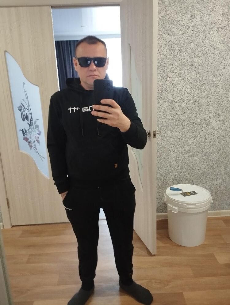  ,   Alexander, 32 ,   ,   , c , 