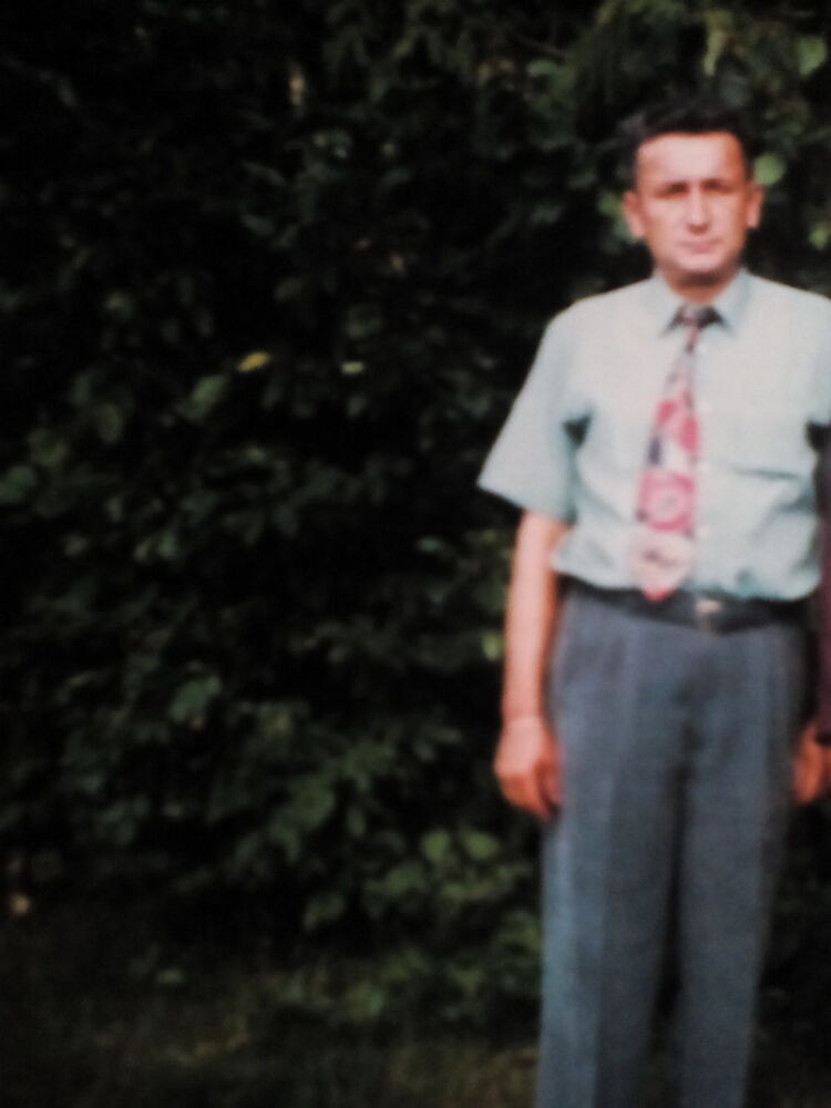  5075995  Viktor, 55 ,    