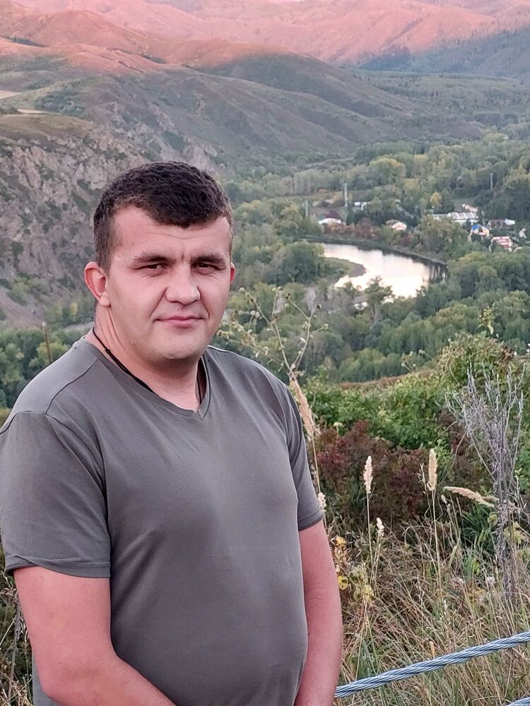  52675245  , 30 ,    -