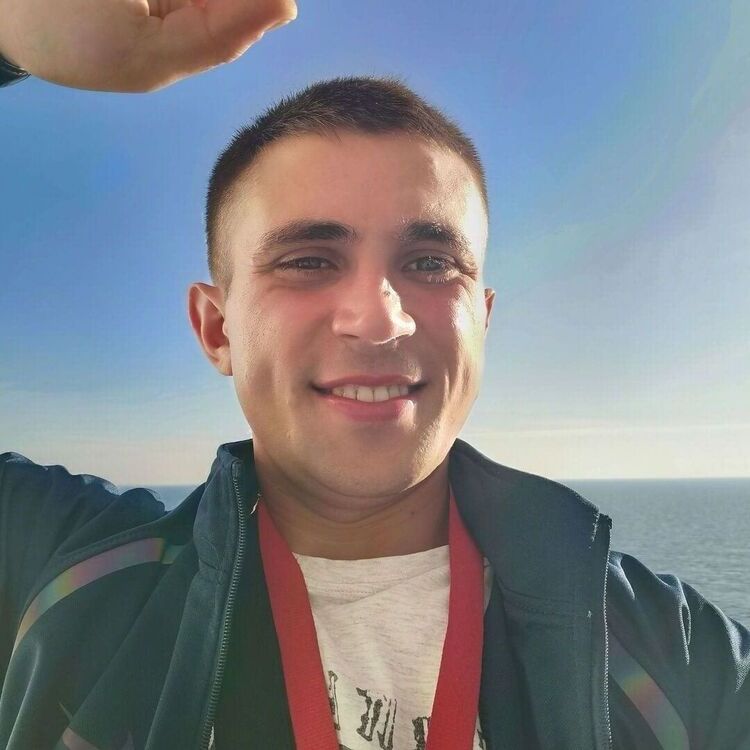  43429465  , 32 ,    