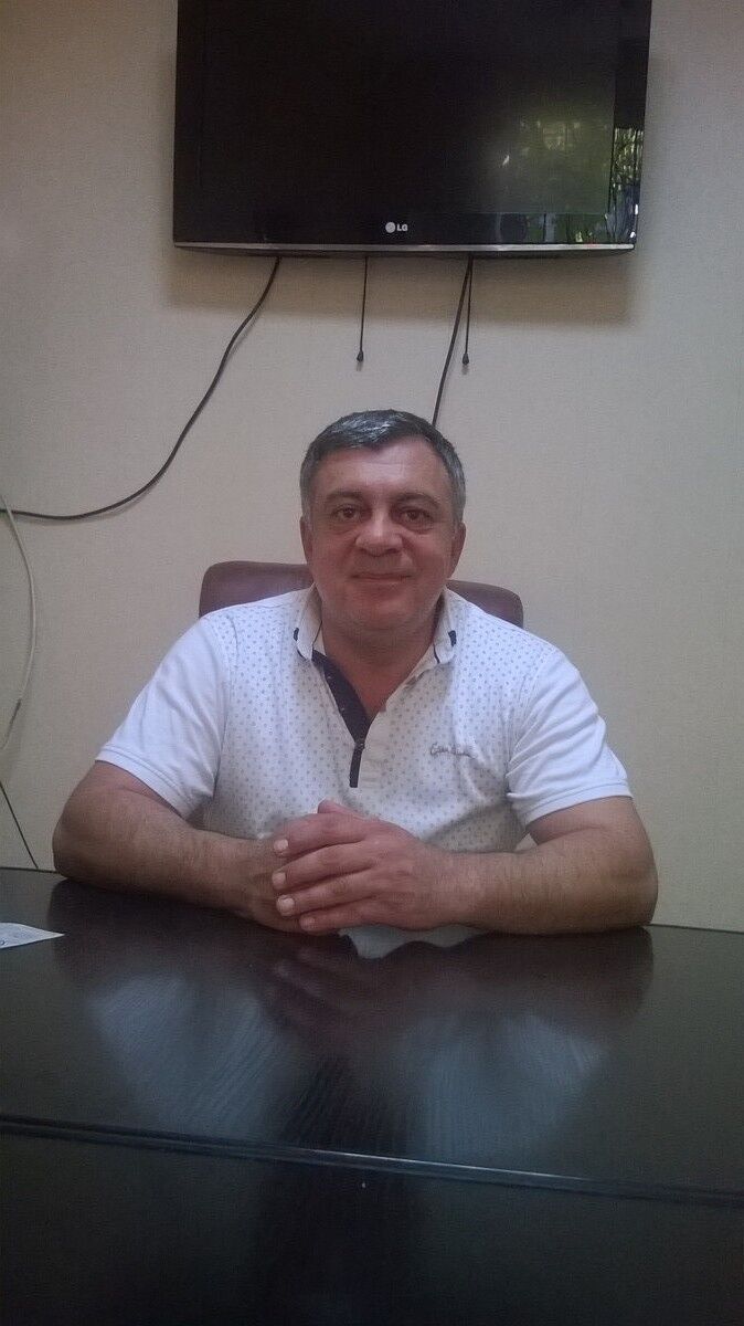  ,   Armen, 56 ,   ,   , c 