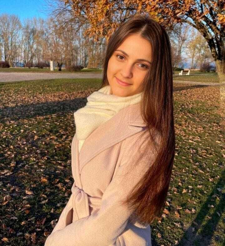  44716085  Kamilla, 27 ,    