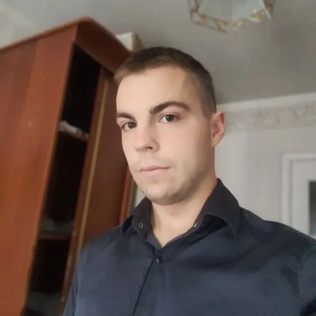  34609455  Igor, 28 ,    