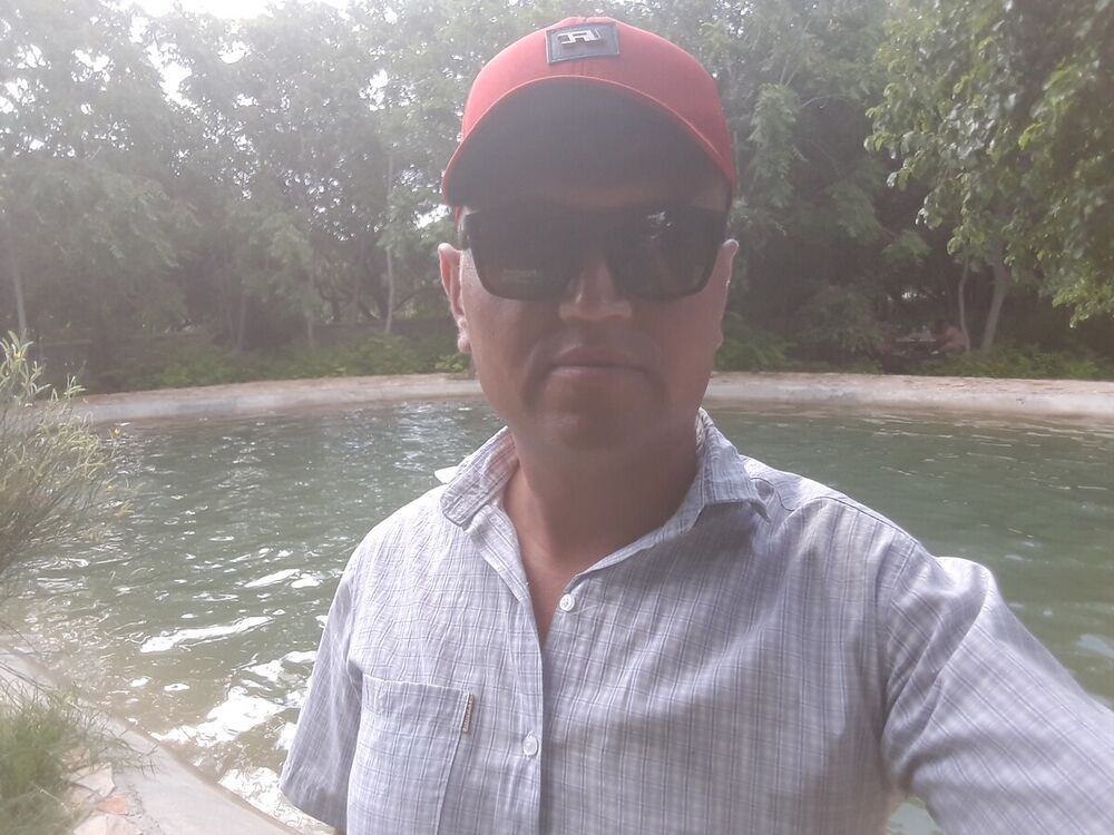  20840765  Alisher, 33 ,    