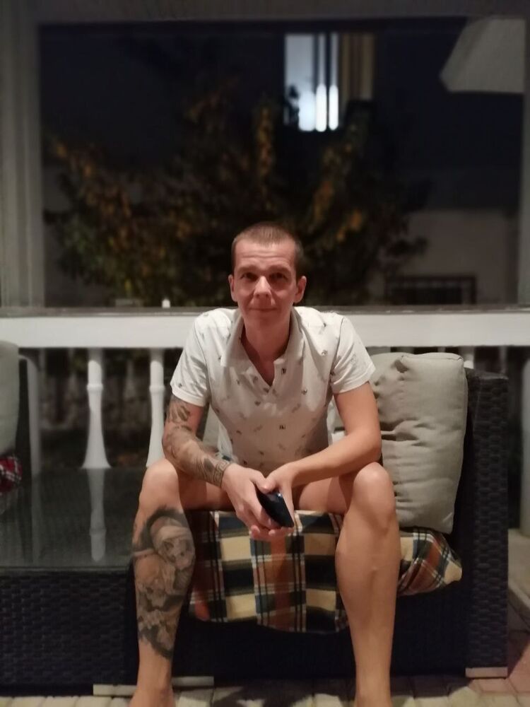  40876035  , 38 ,    