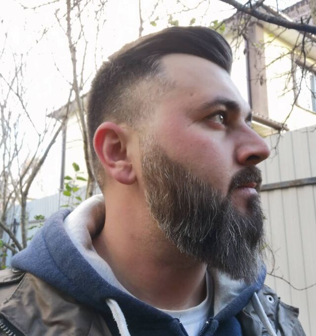  32442845  , 40 ,    