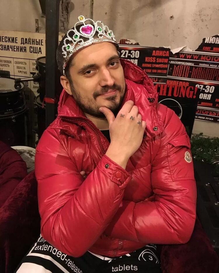  35959185  Alexey, 26 ,    