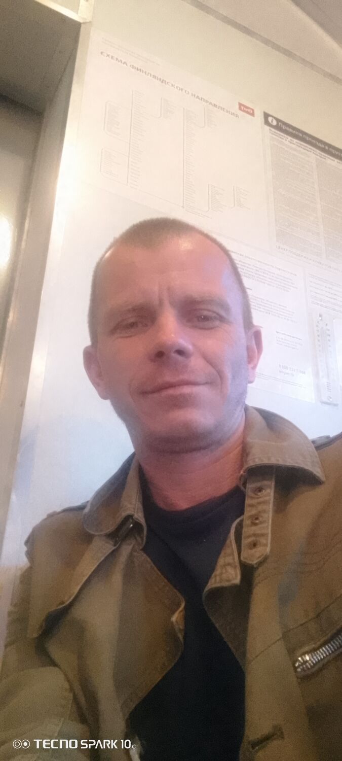 48554085  Rostislav, 40 ,    -