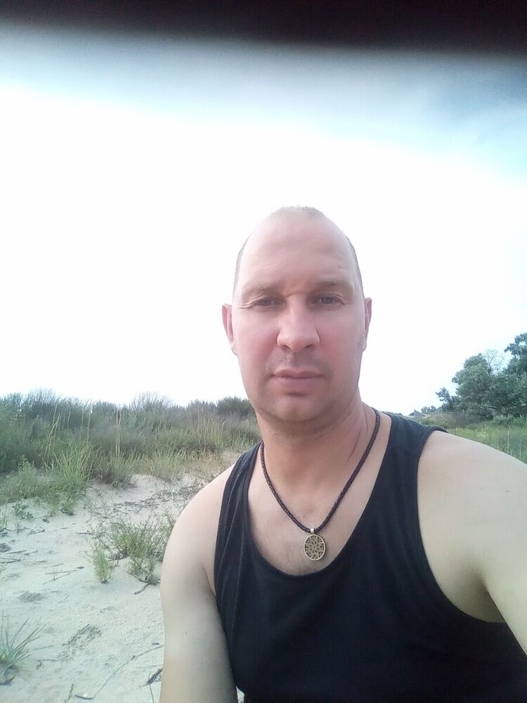 20792805  , 44 ,    