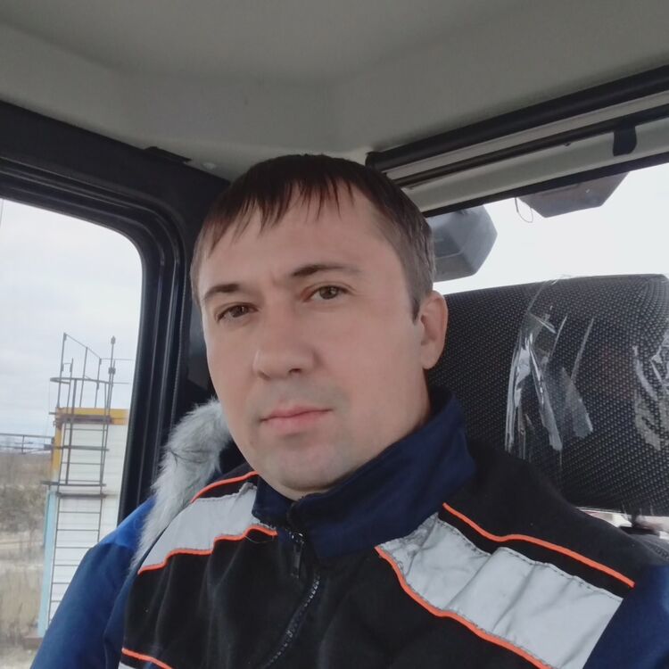  41108325  , 39 ,    