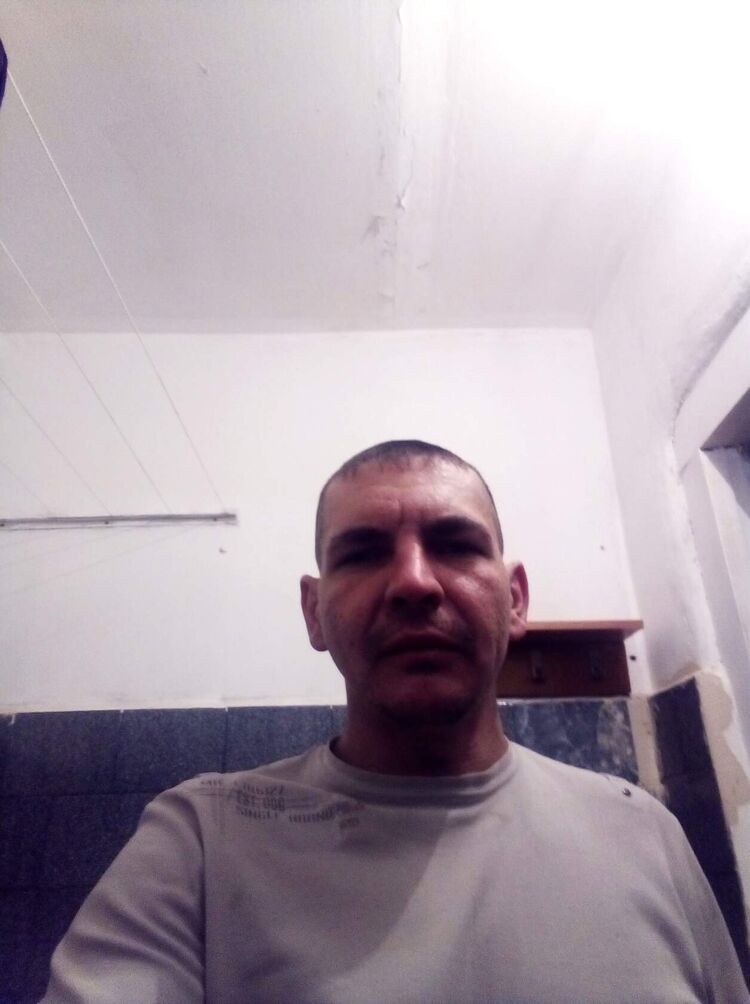  38742065  , 36 ,    