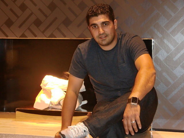  6000335  Vahe, 43 ,    